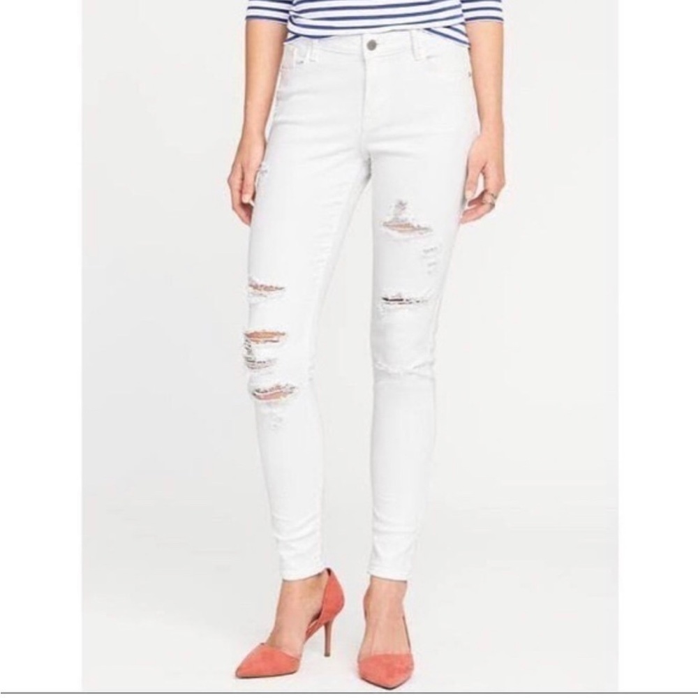 Old Navy Bright White Skinny Distressed Mid-rise Rockstar Jeans. Size 2 regular